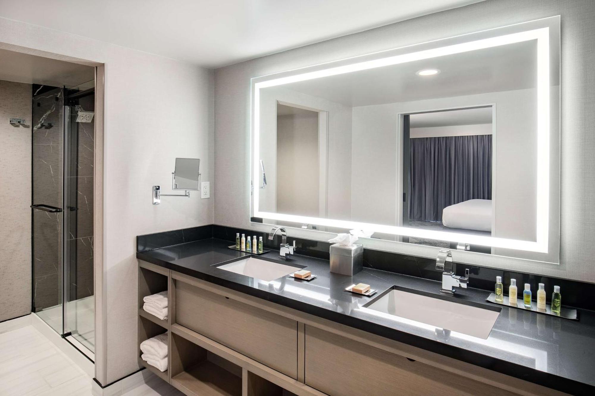 Doubletree By Hilton Washington Dc North/גייטרסבורג מראה חיצוני תמונה