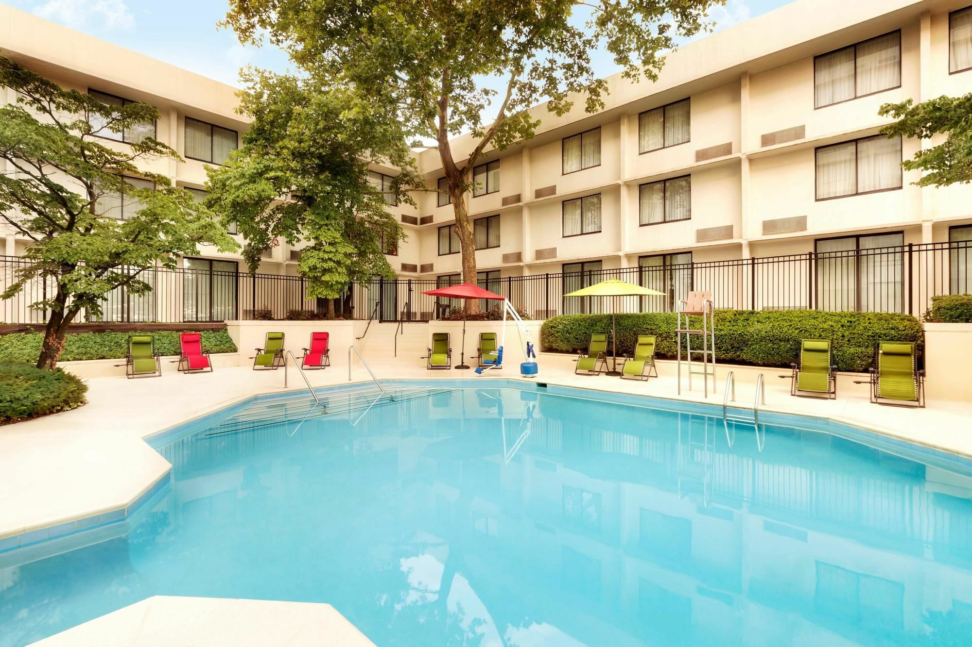 Doubletree By Hilton Washington Dc North/גייטרסבורג מראה חיצוני תמונה